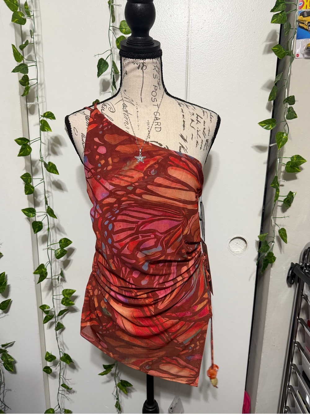 Asymmetrical One-Shoulder Red Abstract Butterfly Print Ruched Top